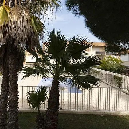 شقة Les Estivales- 9h- Studio Charme- 4 Pers *