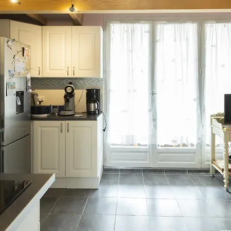 شقة Les Estivales- 9h- Studio Charme- 4 Pers *