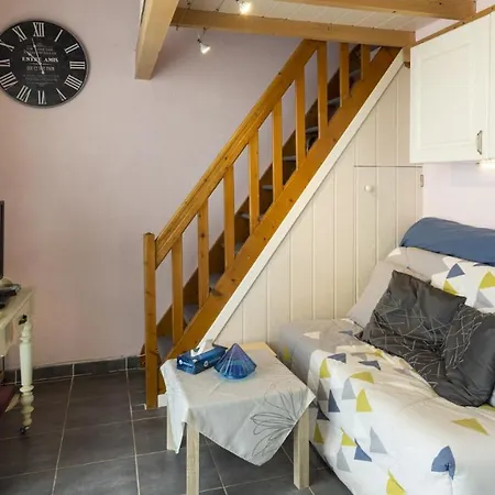 Les Estivales- 9h- Studio Charme- 4 Pers * آجد
