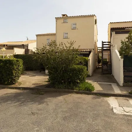 Les Estivales- 9h- Studio Charme- 4 Pers شقة *